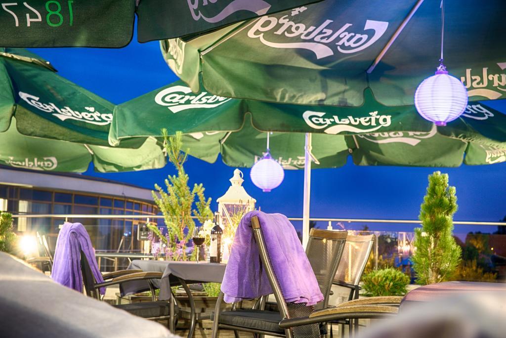Blue Diamond Hotel Active Spa Trzebownisko Bagian luar foto