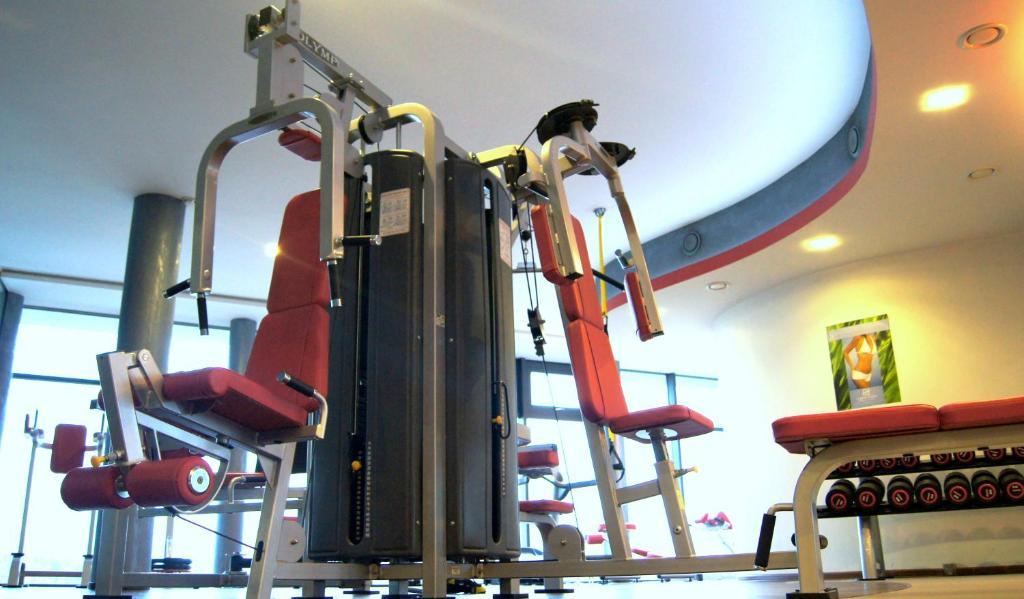 Blue Diamond Hotel Active Spa Trzebownisko Bagian luar foto